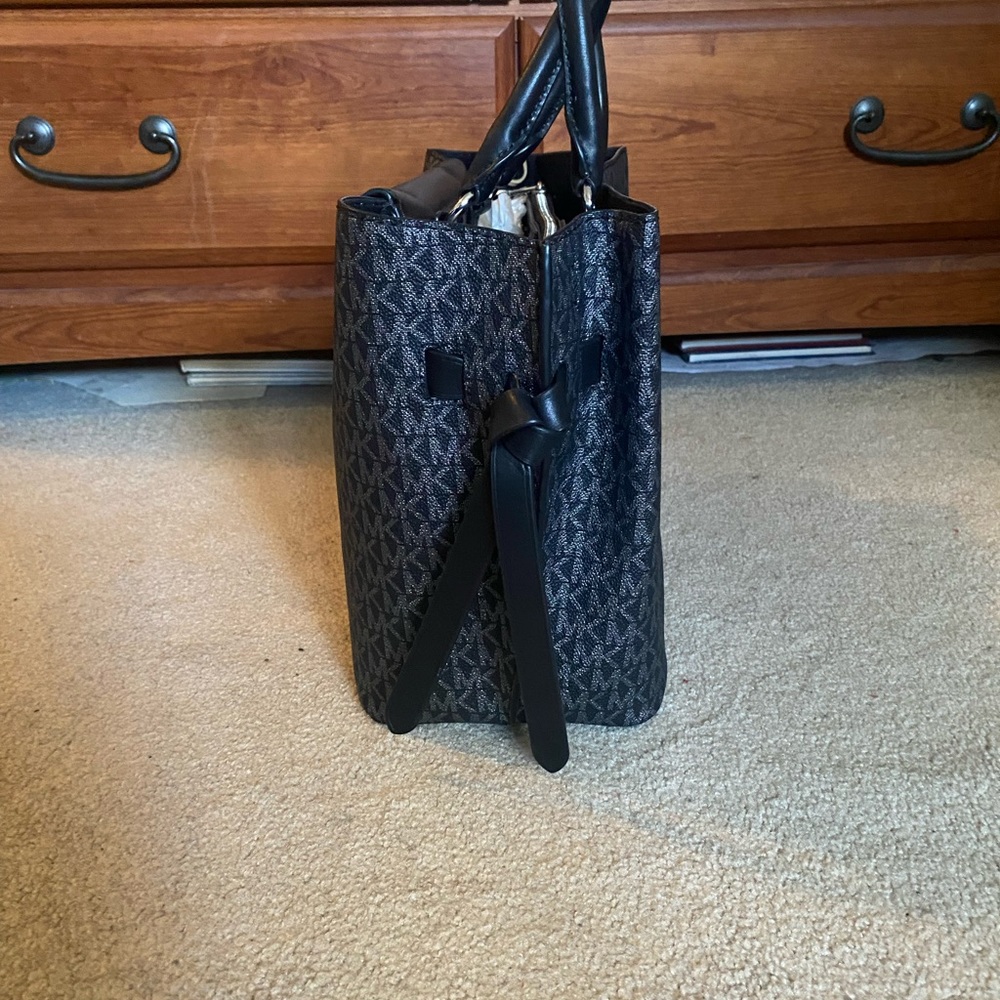 Brand new Michael Kor Hand Bag